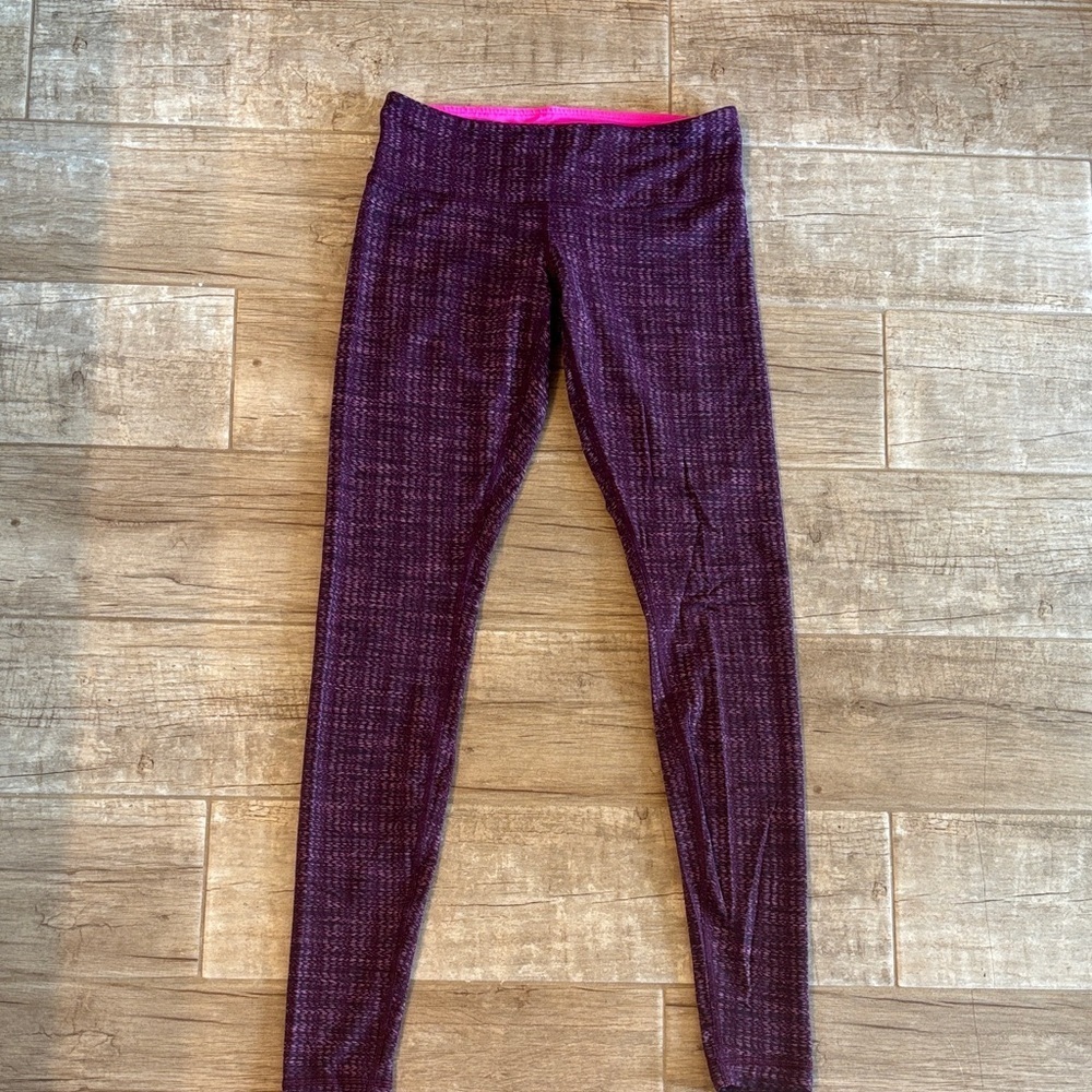 Lululemon Wunder Under Pant Textured in the Ziggy Wee August Glo - Picture 2 of 3